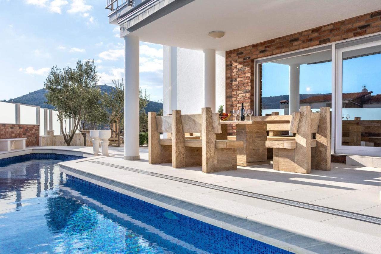 Luxury Villa Ivana Маріна Екстер'єр фото