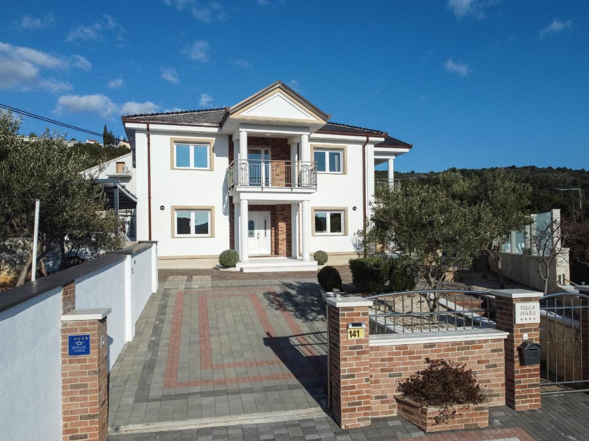 Luxury Villa Ivana Маріна Екстер'єр фото