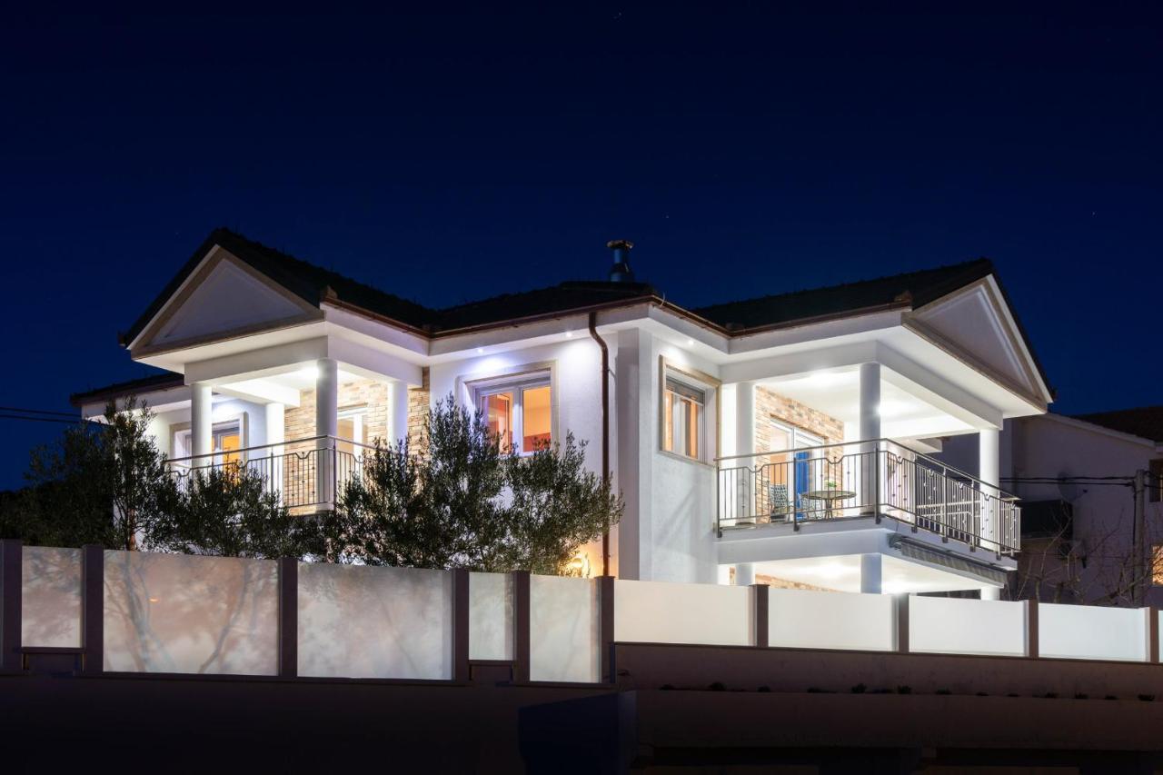 Luxury Villa Ivana Маріна Екстер'єр фото